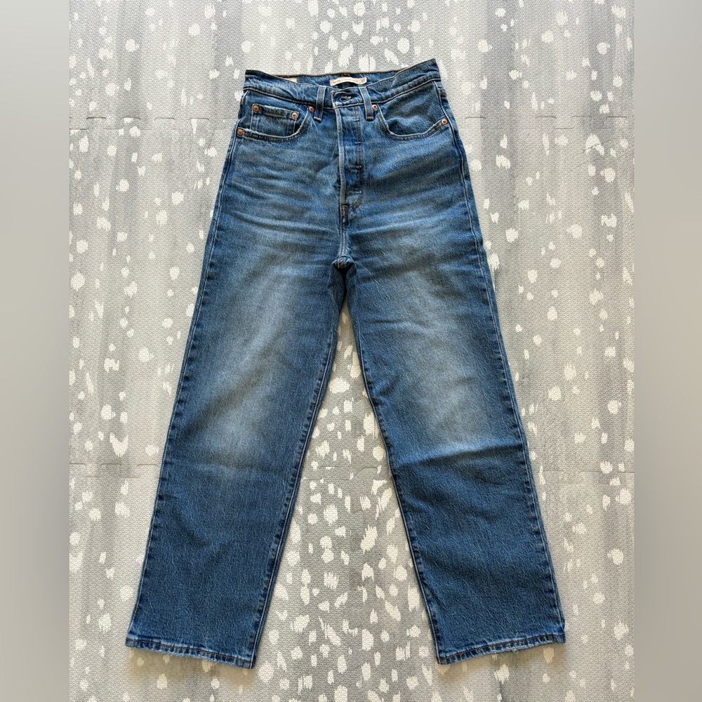 Levi’s Ribcage Straight Jeans 27